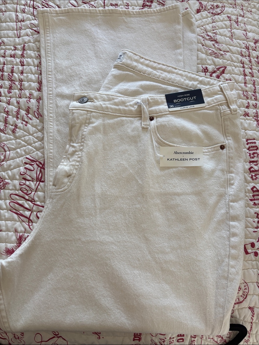 Abercrombie & Fitch Curve Love Cream High Rise Boot Cut Jeans 36Short (US 22)